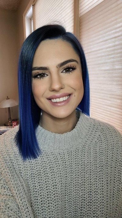 36 Babes With Dyed Hair
