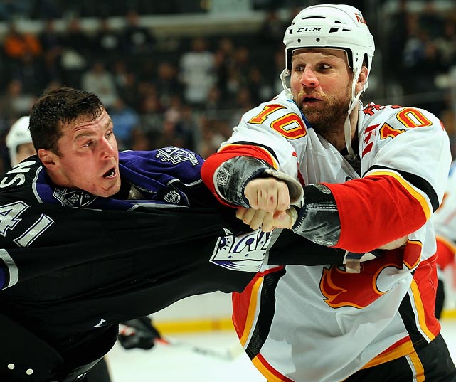 Amazing hockey fight photos