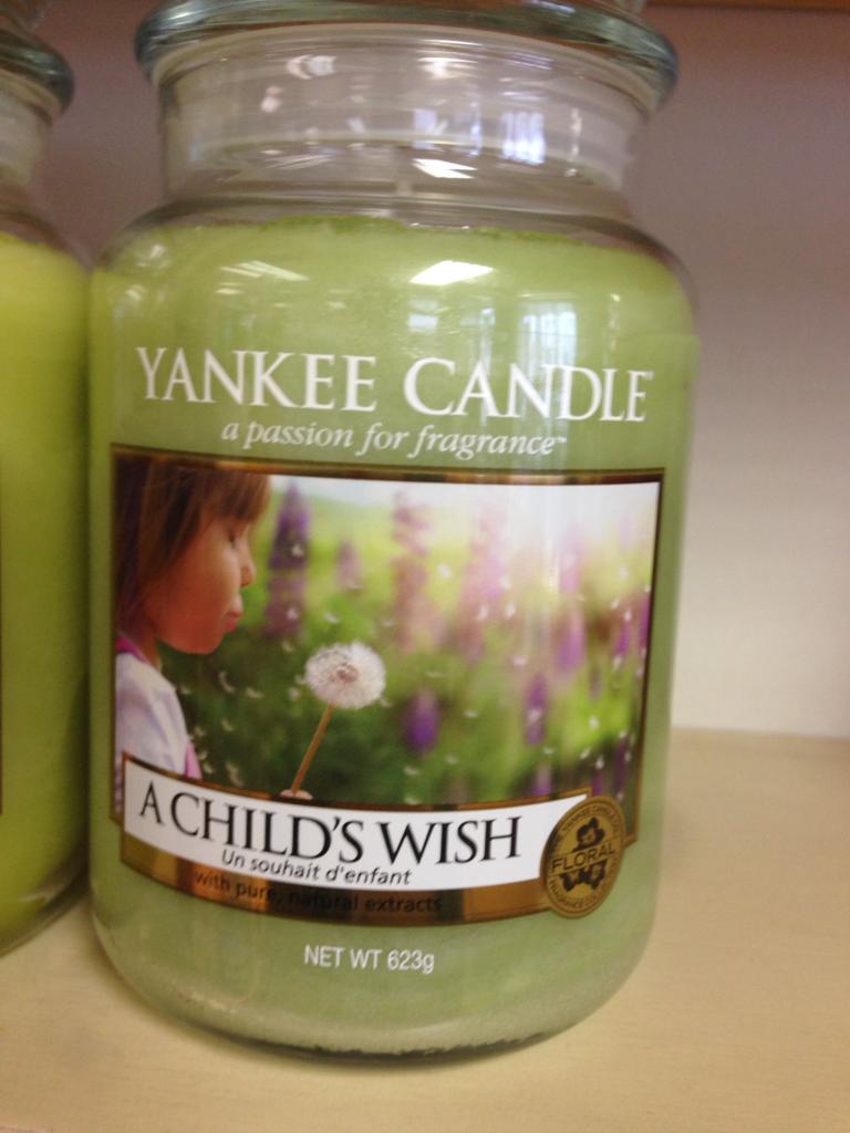yankee candle a child's wish - Yankee Candle a passion for fragrance Achild'S Wish With pure Un souhait d'enfant Pur a l extracts Net Wt 6239