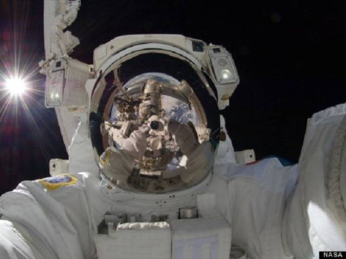 13 Of The Most Epic Selfies Ever