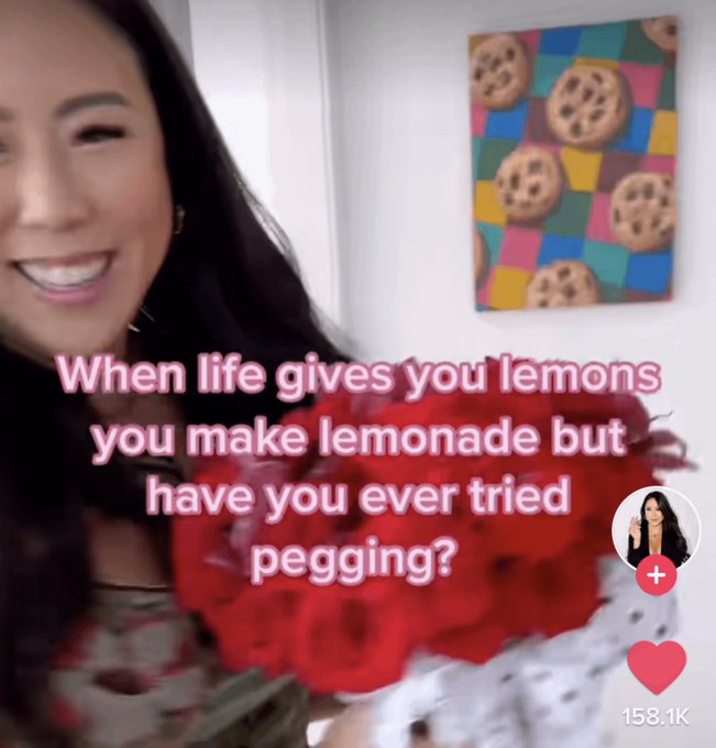 wtf tiktok screenshots - smile - When life gives you lemons you make lemonade but have you ever tried pegging?