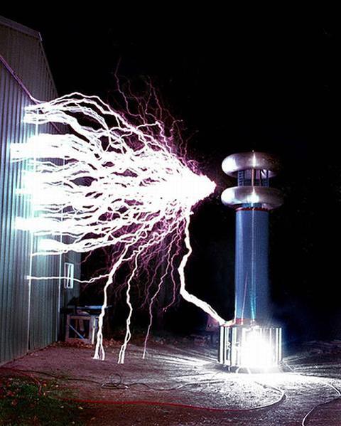 Tesla High Voltage Generator