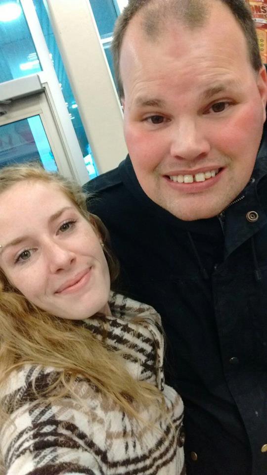 Frankie MacDonald just got in a Picture Taken with one of the Girls today and it looks great all the time and here is the picture.


Frankie MacDonald.


http://www.frankiewithlotsoffans.blogspot.ca