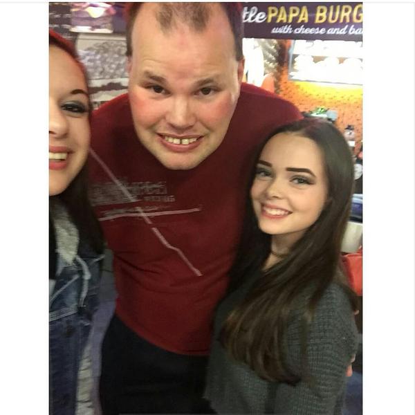 Frankie MacDonald with More Fans that are girls