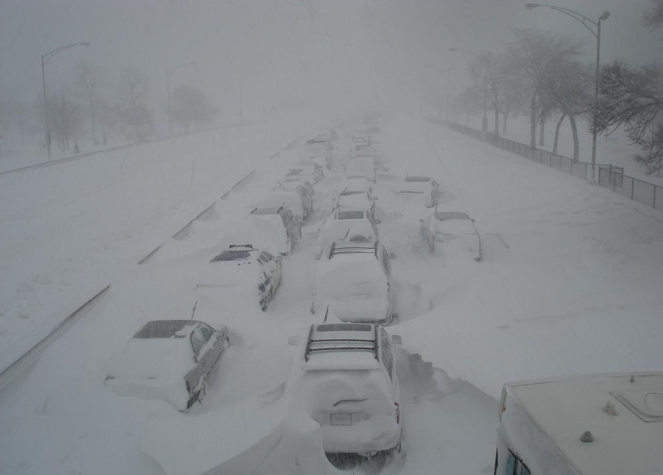 Cars abandoned on Chicago's Lake Shore Drive during the 'Snowapocalypse' 