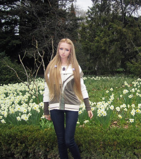 Girl Morphs Herself Into A Real Life Barbie