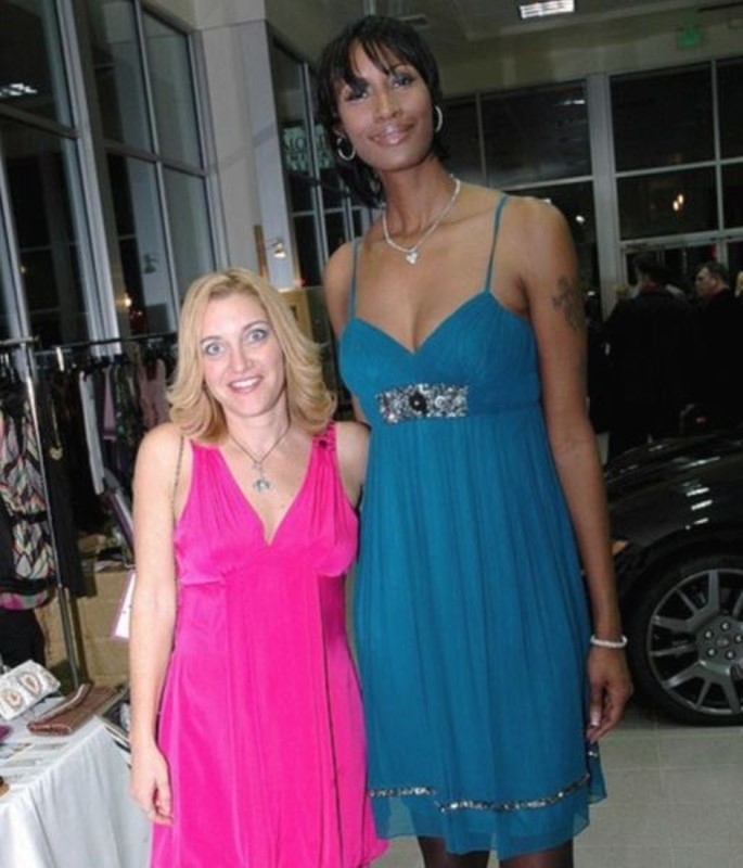 Very Tall Women