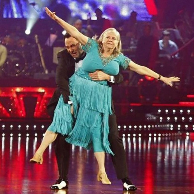 ann widdecombe strictly flying