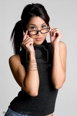 NON NUDE CUTE CHICKS WITH GLASSES
