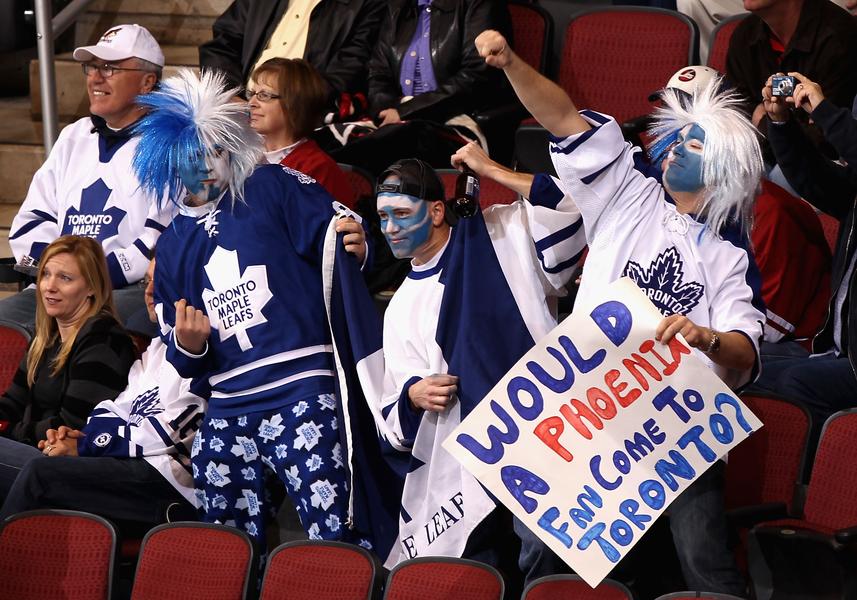 Great fans. НХЛ болельщики. Фанаты NHL. Фанаты Торонто. Болельщики хоккея фото.