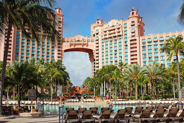 "Atlantis Resort." Paradise Island pool holds 750,000 gallons of water.