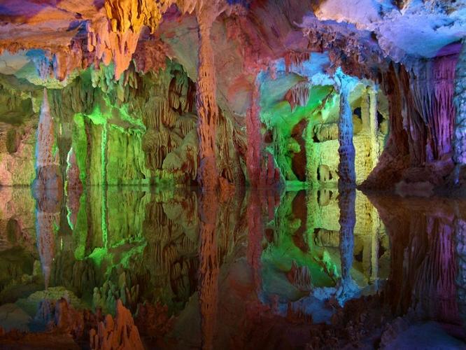 amazing photos of caves in china