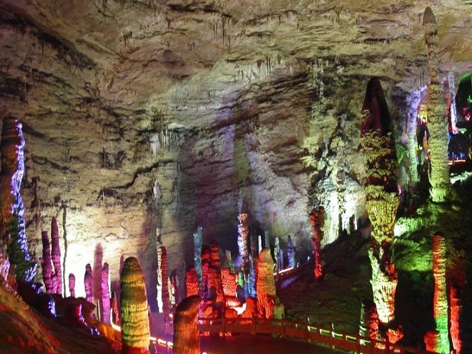 amazing photos of caves in china