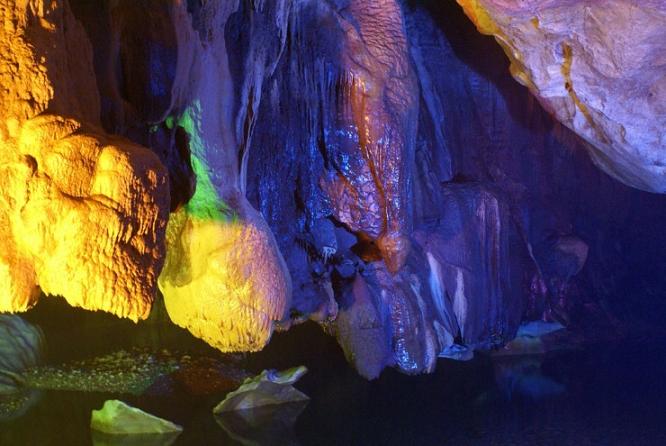 amazing photos of caves in china