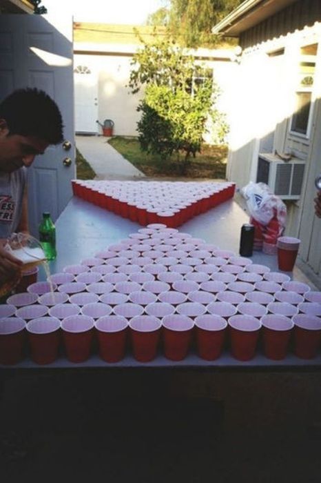 24 People Who May Be A Little Drunk