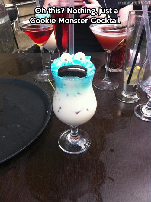 cookie monster cocktail - Via Themeta Picture.Com Oh this? Nothing just a Cookie Monster Cocktail