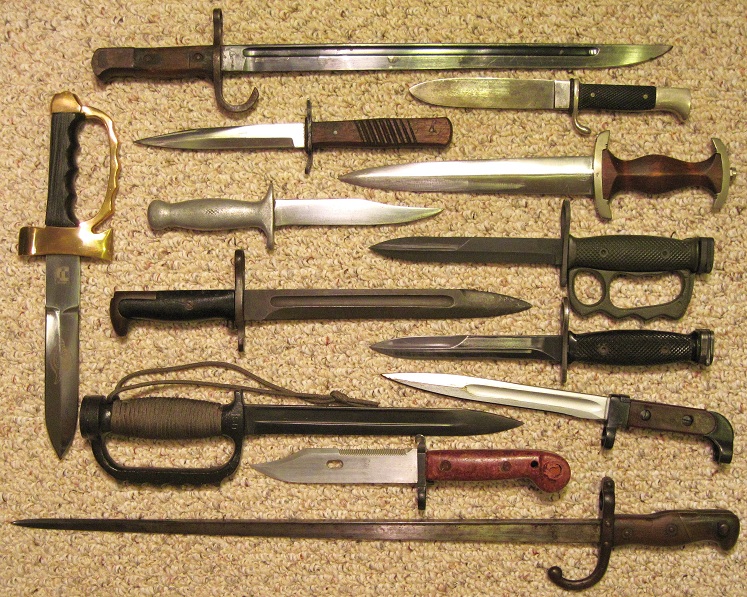 Military Knives/Bayonets