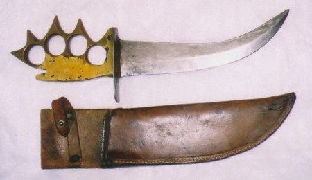 WWI and WWII Knuckle Knives