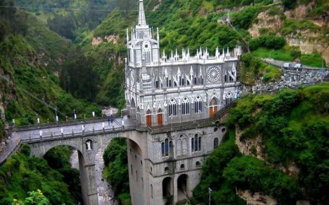Las Lajas Cathedral in Colombia
