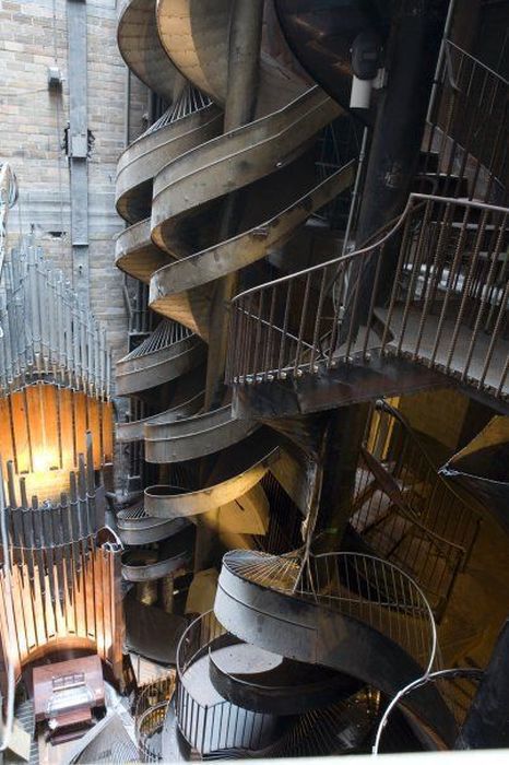 St Louis City Museum's Seven-Story Slide in Missouri, USA