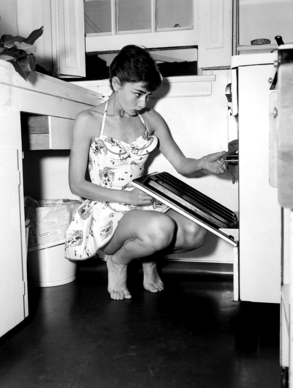 A woman that knew her way around the kitchen. ahhh the good ol days.