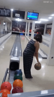 bowling broken tv - Virolo