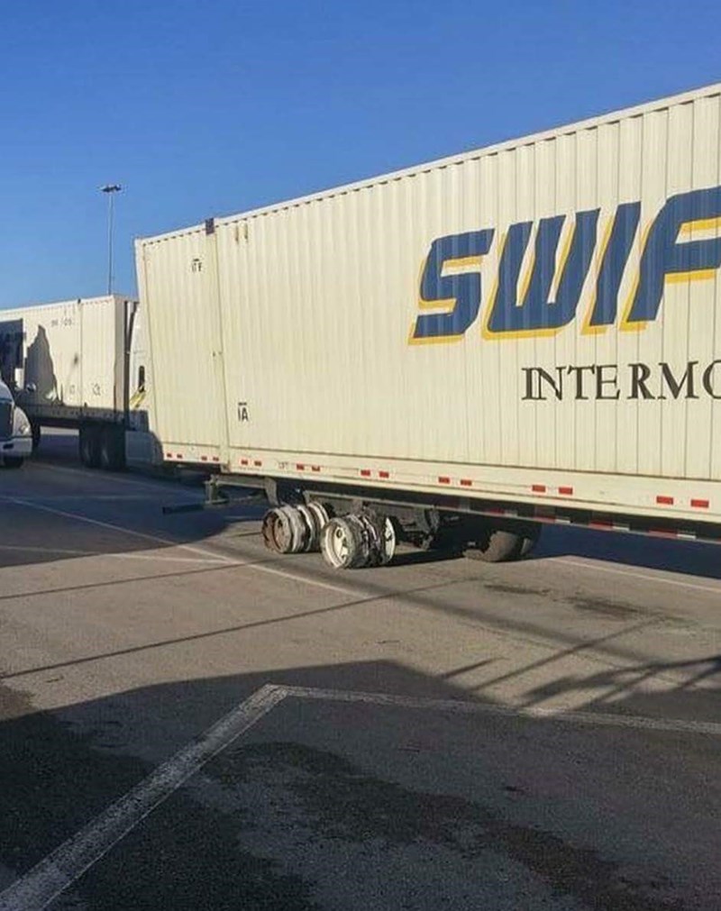 16 Swift Trucking Fails to Grind Your Gears