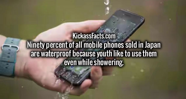Apple iPhone 7 Plus - KickassFacts.com Ninety percent of all mobile phones sold in Japan are waterproof because youth to use them even while showering
