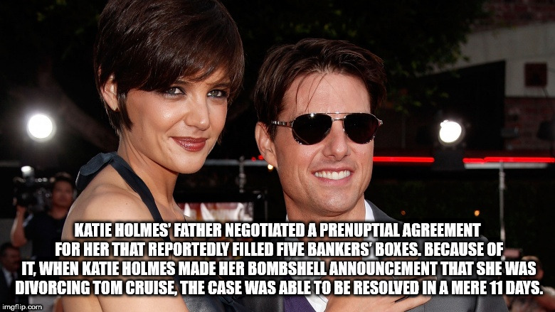 photo caption - Katie Holmes Father Negotiated A Prenuptial Agreement For Her That Reportedly Filled Five Bankers' Boxes. Because Of It, When Katie Holmes Made Her Bombshell Announcement That She Was Divorcing Tom Cruise The Case Was Able To Be Resolved I