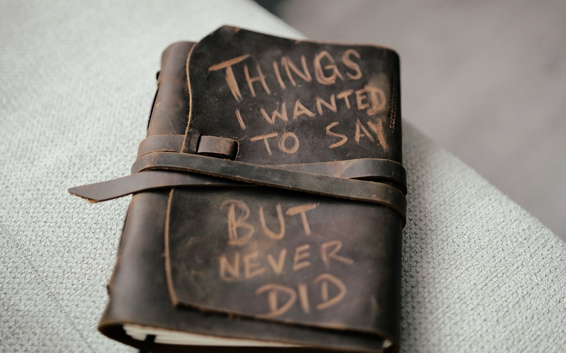 Wallpaper - Things Wanted To Say But Never Did