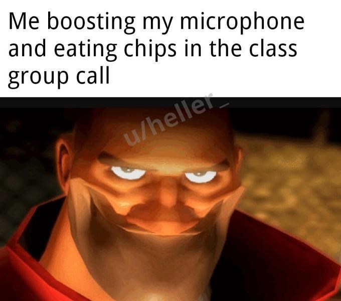 Team Fortress 2 - Me boosting my microphone and eating chips in the class group call uheller
