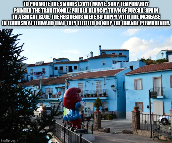 cool facts - To Promote The Smurfs 2011 Movie, Sony Temporarily Painted The Traditional Pueblo Blanco