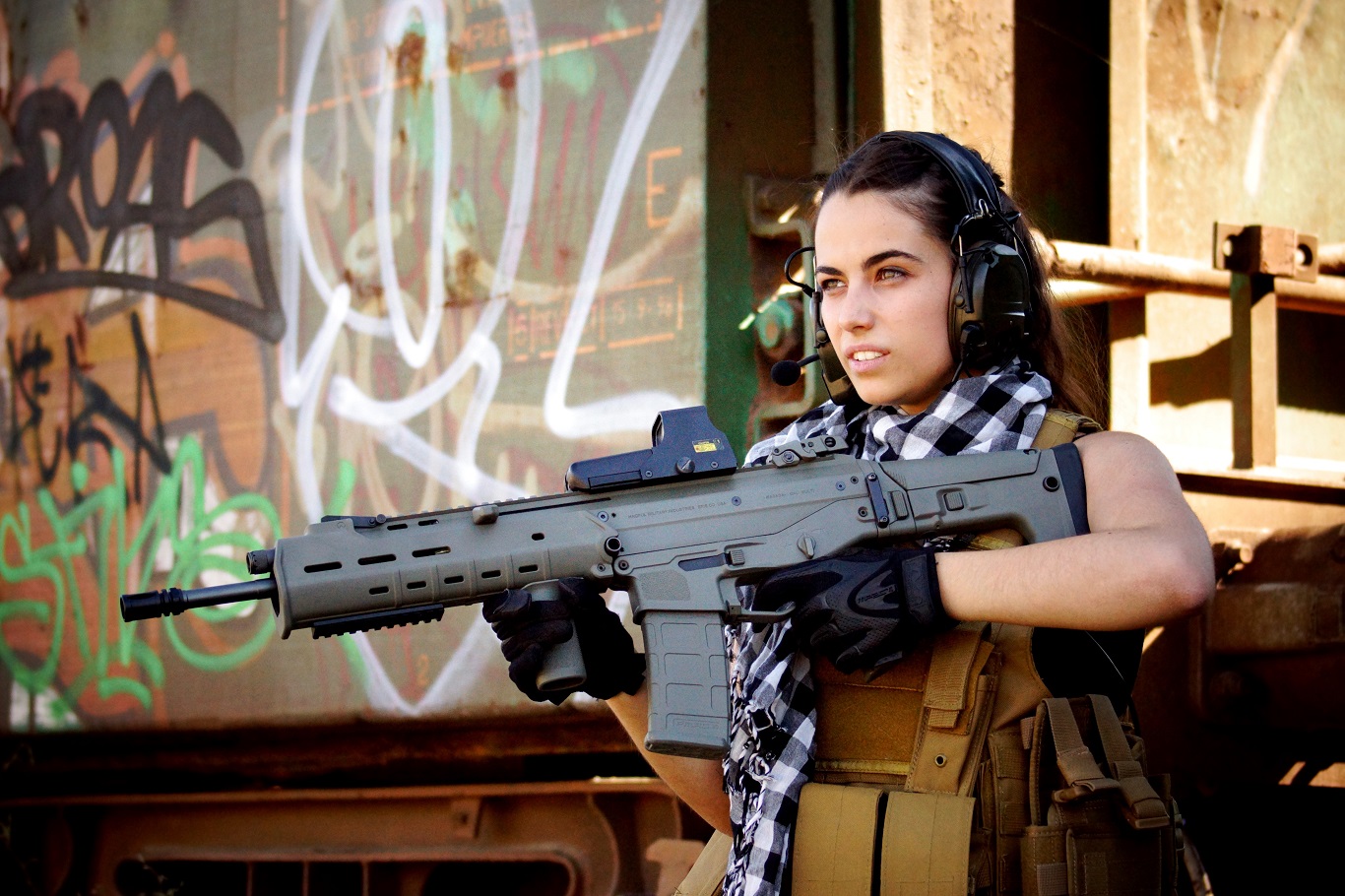 assault rifle girl - 12