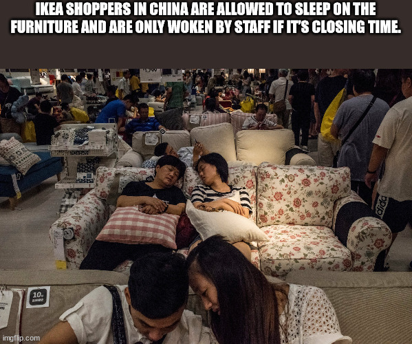 chinese ikea sleeping - Ikea Shoppers In China Are Allowed To Sleep On The Furniture And Are Only Woken By Staff If It'S Closing Time. Stras con
