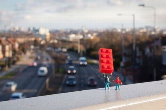 slinkachu little people in the city