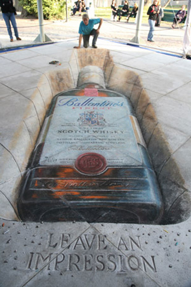 Incredible 3D Sidewalk Chalk Art