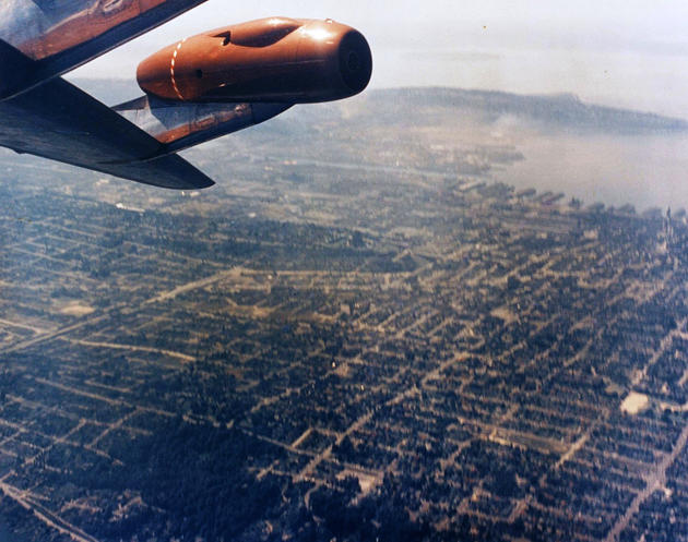 Boing 707 doing a barrel roll. When the test pilot Tex Johnson was questioned about the stunt, he simply replied by saying  Just selling airplanes.