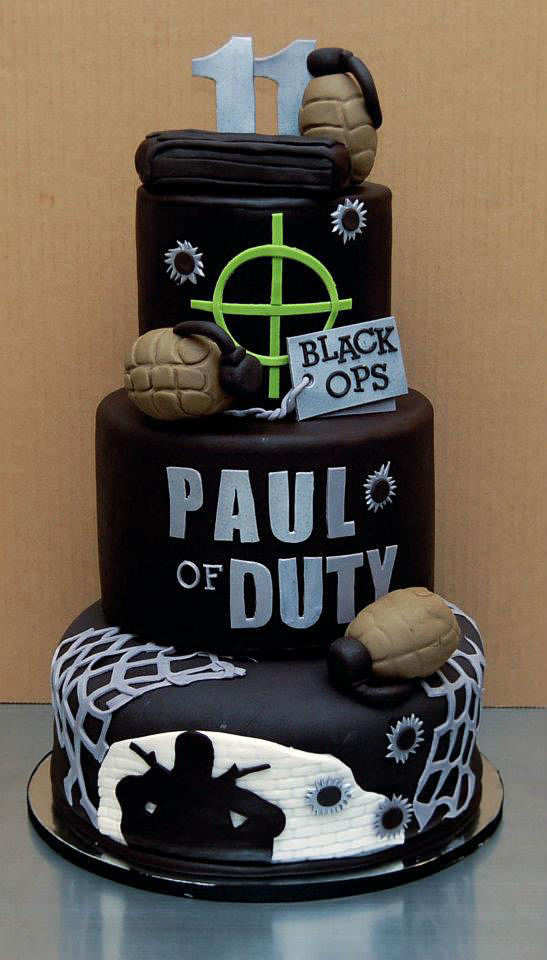 Highly detailed video game cakes