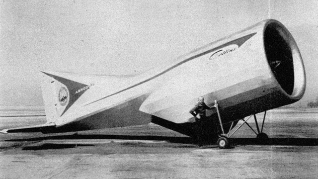 Alexander Lippischs Aerodyne, a wingless experimental aircraft. The propulsion was generated by two co-axial shrouded propellers 1968.