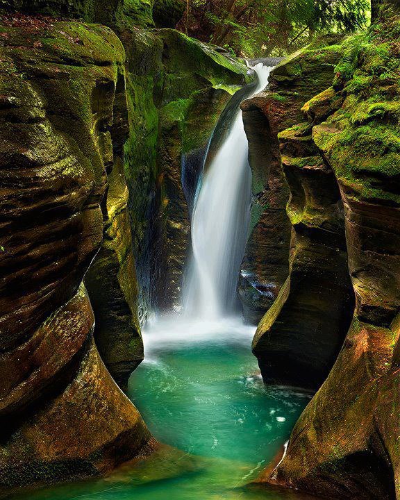Hocking Hills, USA The Hocking Hills is a deeply dissected area of the Allegheny Plateau in Ohio.
