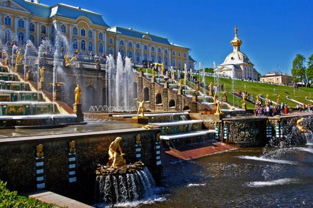 The Peterhof Palace, Saint Petersburg, Russia A series of palaces located in Saint Petersburg, Russia.