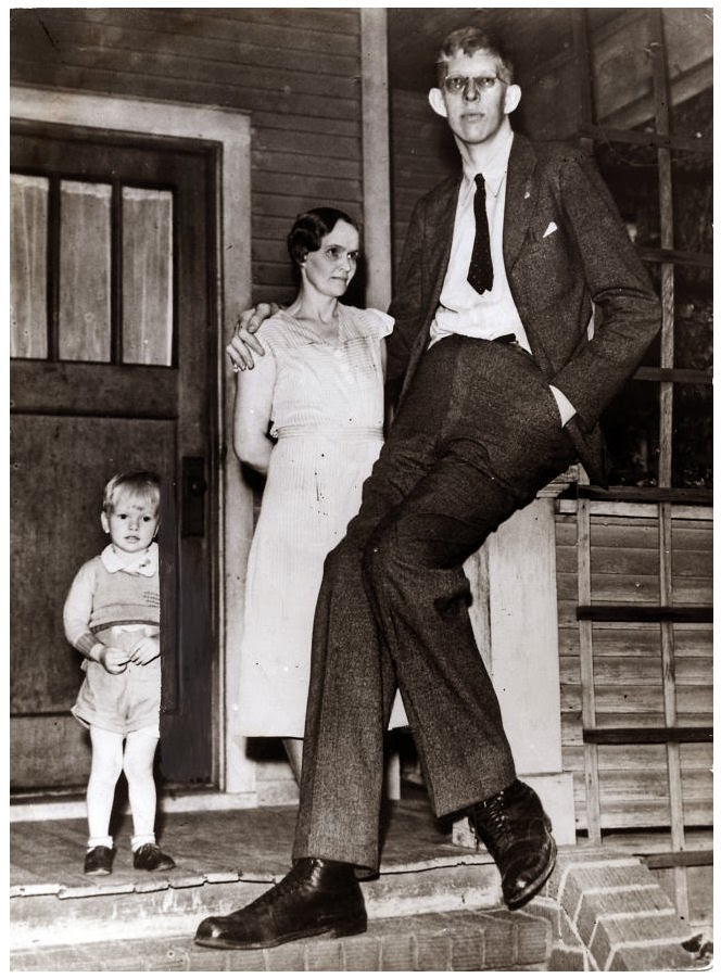Robert with his mom and younger sister. 1938