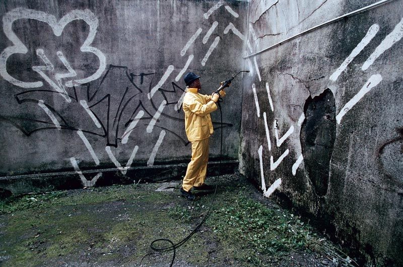 Incredible Works Of Reverse Graffiti