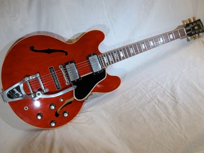 Eric Claptons 1964 Gibson ES0335 TDC: 847,500