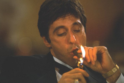 Although Tony Montana is supposed to be Cuban, making his first language Spanish, he only speaks one line of Spanish during the entire movie.