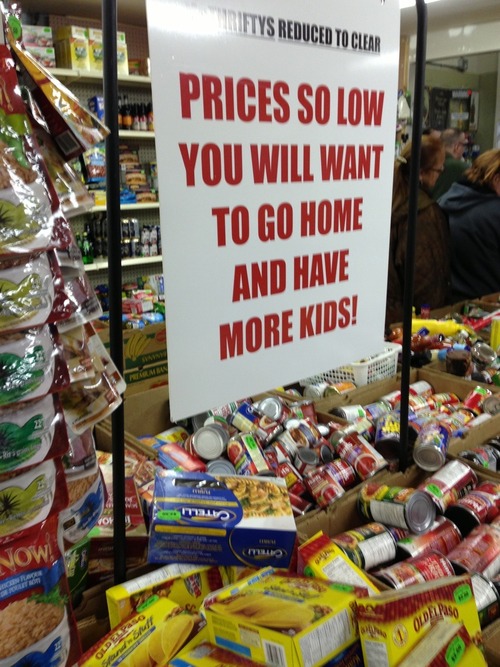 supermarket - Niftys Reduced To Clear Prices So Low You Will Want To Go Home And Have More Kids! Tan Ind Jow Oldp