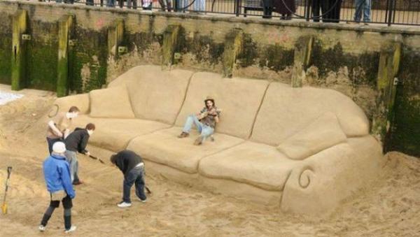 These Guys Build A Giant Sofa Out Of Sand