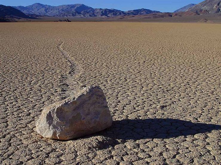 Unknown to scientists rocks move in death valley