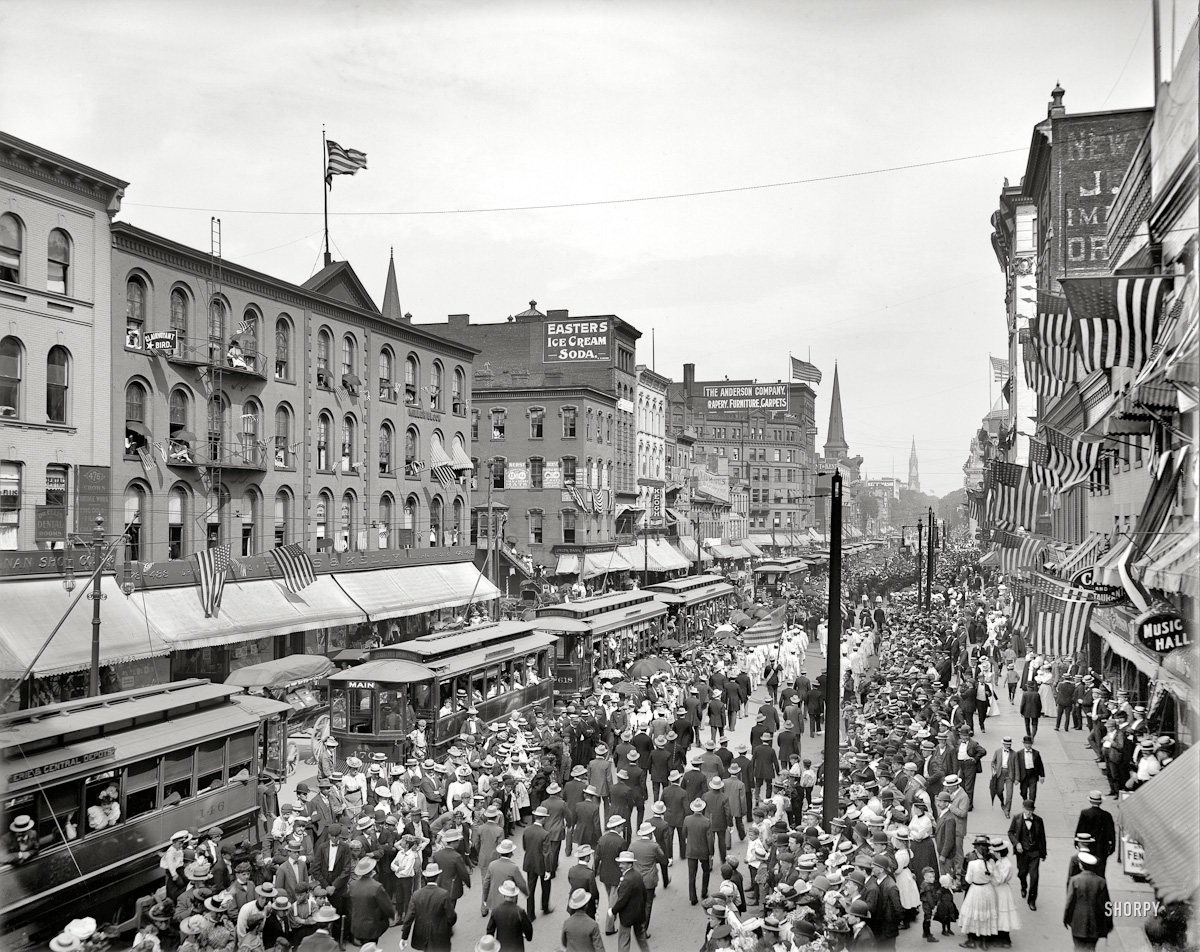 021  1900  Buffalo , New York . "Labor Day parade, Main Street "