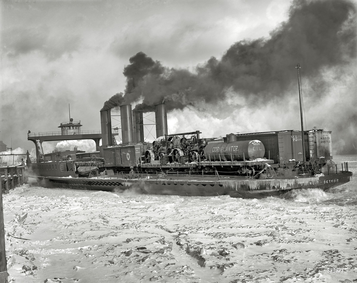 043  1905  The Detroit River . "Transfer steamer Detroit in the ice"